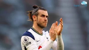 Gareth Bale clapping after a defeat